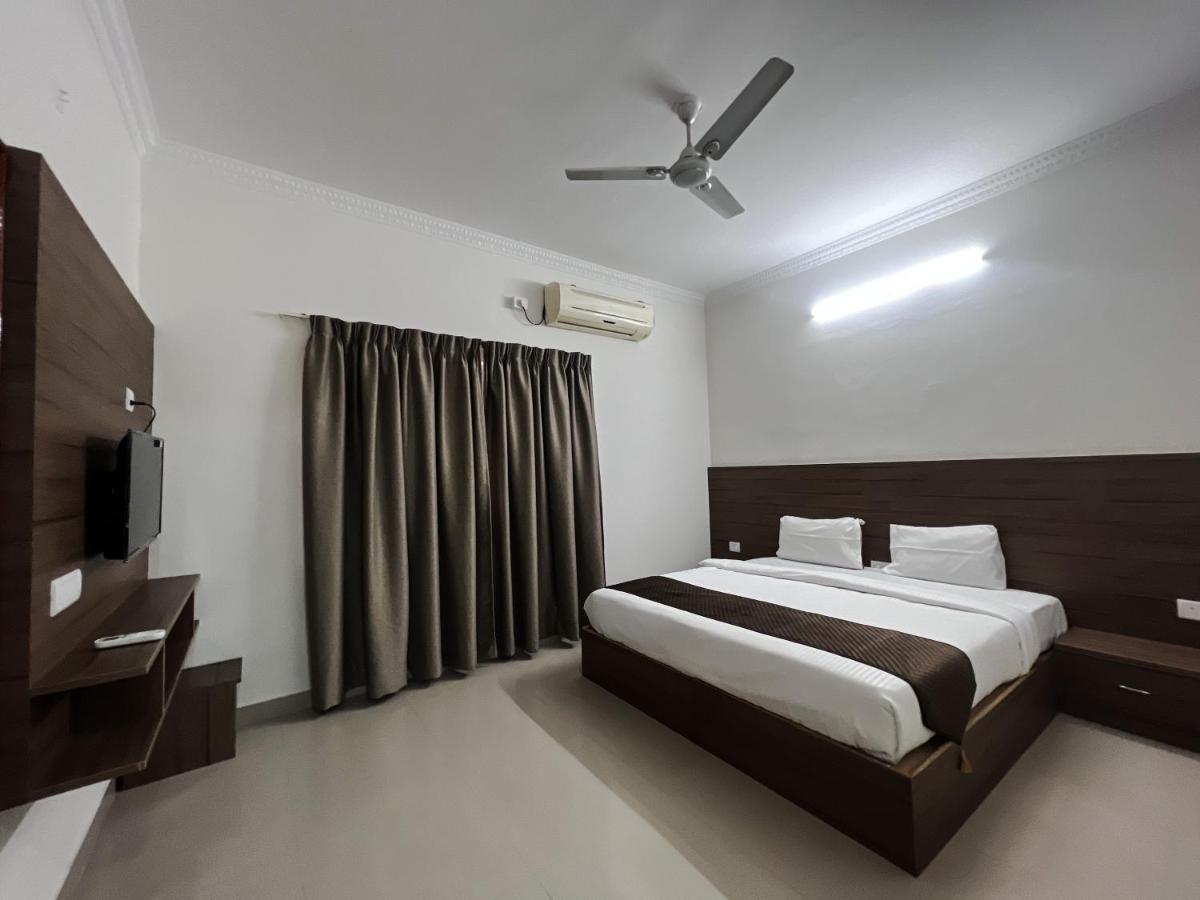 Hotel Elite By Agira Hotels-Free Airport Pickup Or Drop Yelahanka Ngoại thất bức ảnh